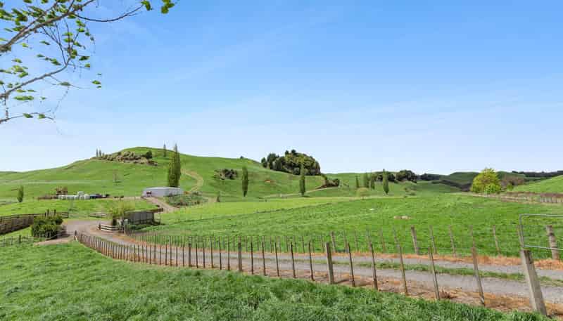 141 Puketirau Road, Tirau