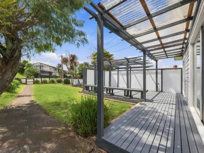 4 Lympne Lane, Mangere