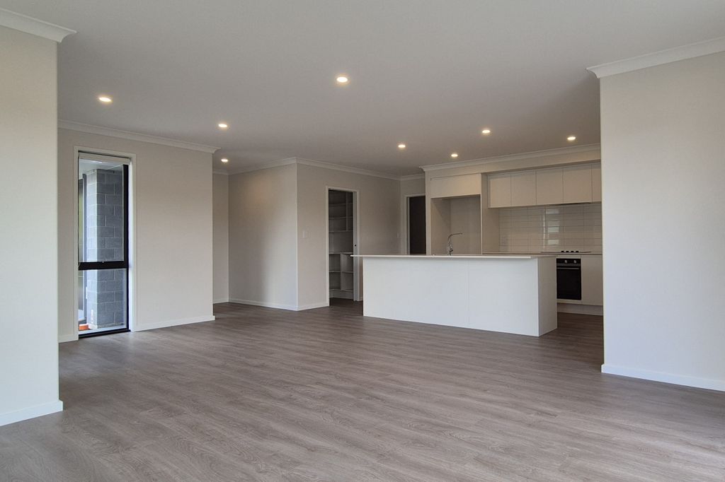 UPPER OHAUITI, THREE BEDROOMS 3
