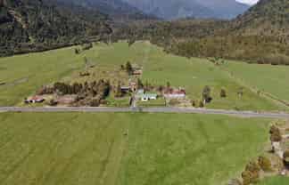 331B State Highway 6, Whataroa