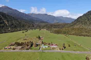 331B State Highway 6, Whataroa