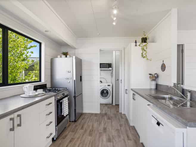 12 Panorama Avenue, Ferry Landing
