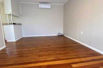 Auckland - Address withheld