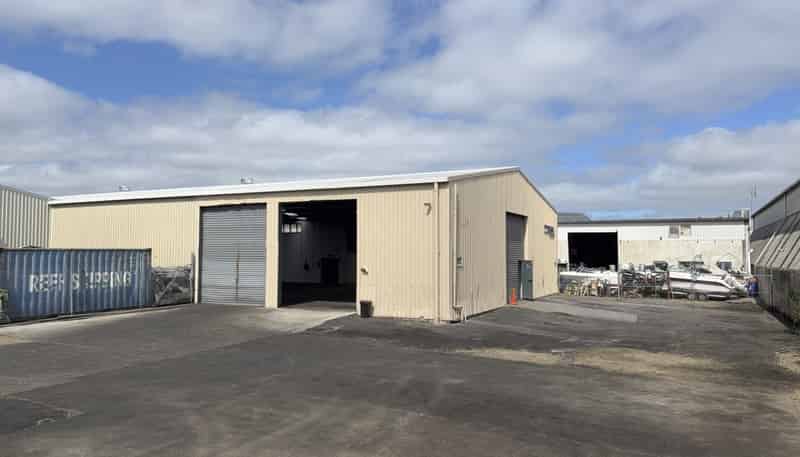 2/117 Kerrs Road, Wiri
