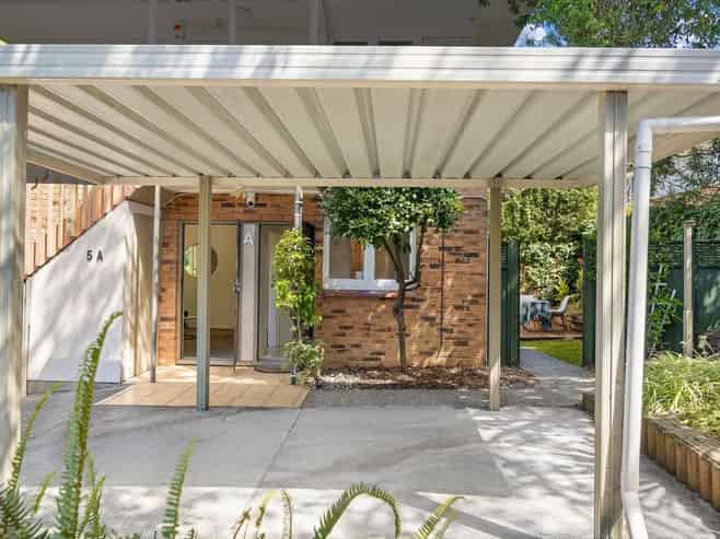 5a Abraham Place, Saint Johns