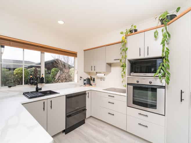 10 Jasmine Place, Fitzherbert