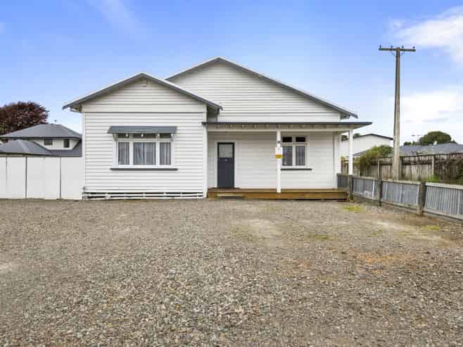 81a Linton Street, West End