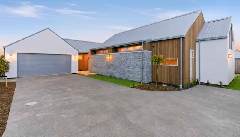 30 Frank Ernest Crescent, Prebbleton