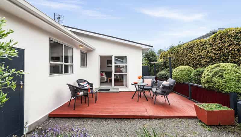 2/99 Kawai Street, Nelson South