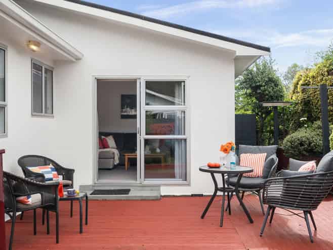 2/99 Kawai Street, Nelson South