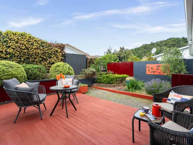 2/99 Kawai Street, Nelson South