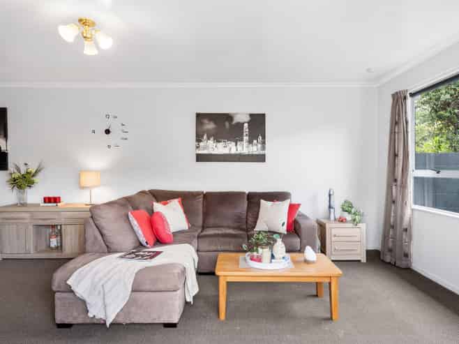 2/99 Kawai Street, Nelson South