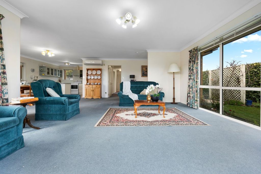 Home In The Heart Of Halswell 3