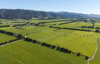 22 Bartons Road, Featherston