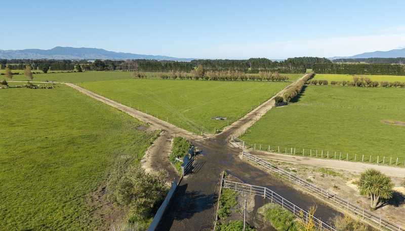 22 Bartons Road, Featherston