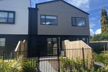 24 Paetai Lane, Te Atatu Peninsula