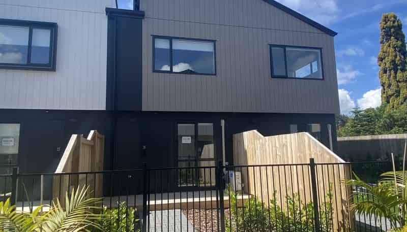 24 Paetai Lane, Te Atatu Peninsula