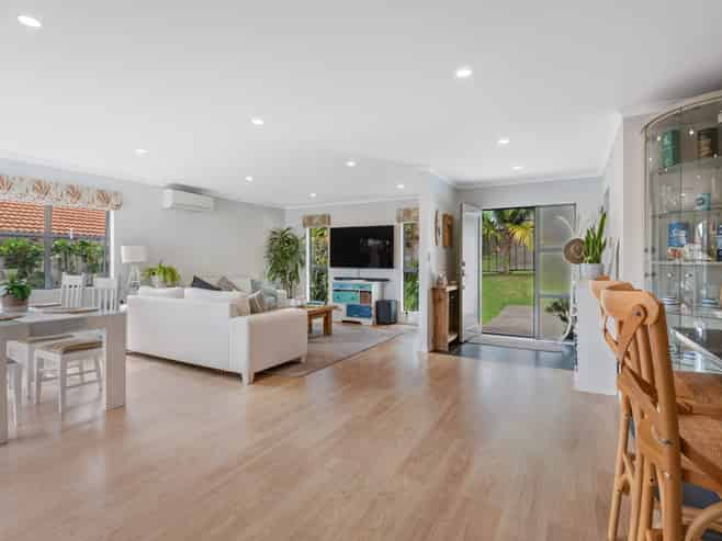 5 Te Ruru Way, Stanmore Bay