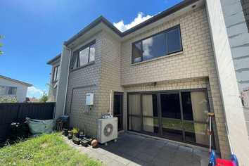 14C Elliot Street, Howick