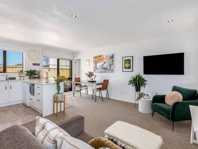 3 West Grove, Alicetown
