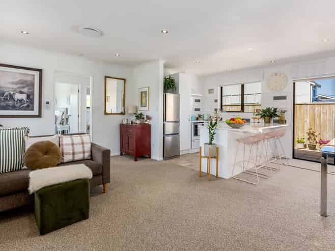 3 West Grove, Alicetown