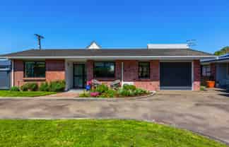 3 West Grove, Alicetown
