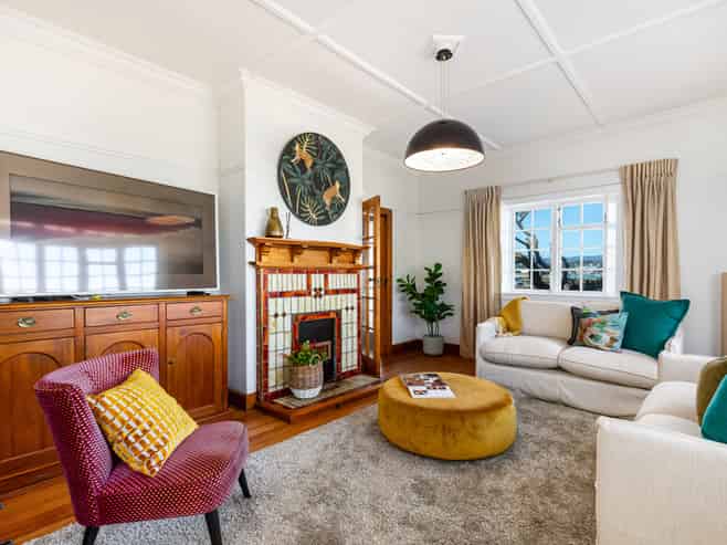 132 Lyall Parade, Lyall Bay