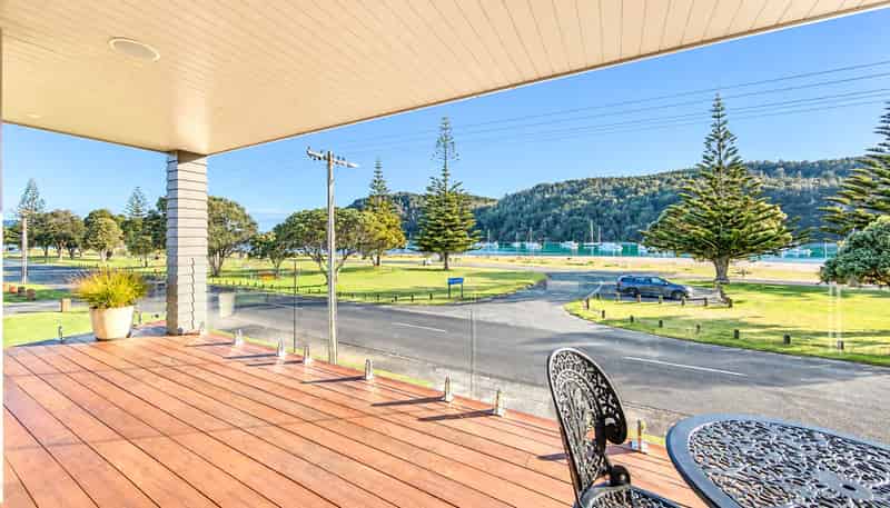 305A Beach Road, Whangamata