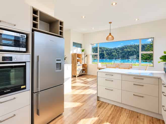 305A Beach Road, Whangamata