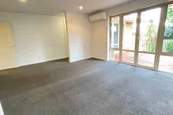 51 Kingdale Road, Henderson