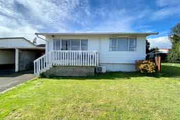 2/109 Wharf road, Te Atatu Peninsula