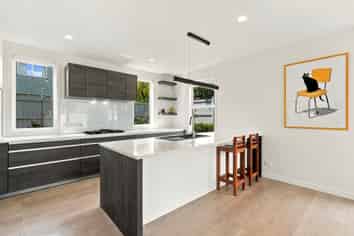 16 Milano Boulevard, Karaka