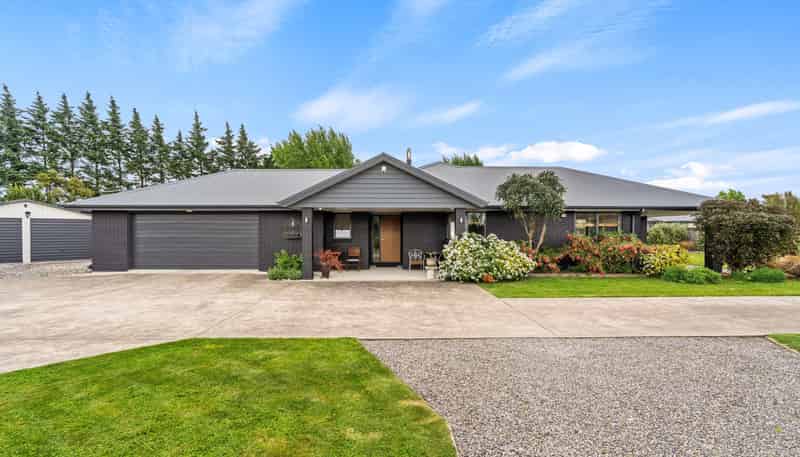 32 Mill Grove, Clareville