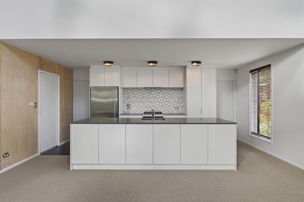 Elevated Living in the Heart of the CBD 5