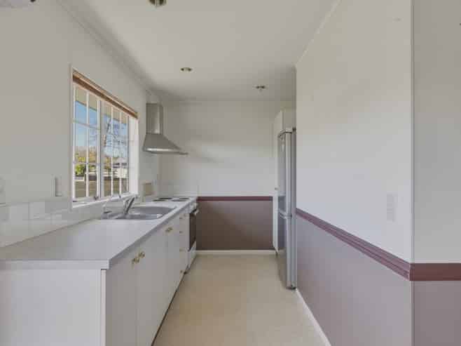 42 Pinedale Parade, Milson