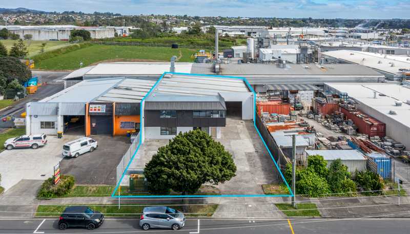 13 Bruce McLaren Road, Henderson