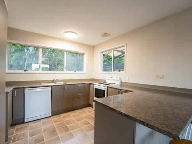 2/55A West Lynn Road, Titirangi