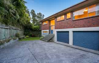 2/55A West Lynn Road, Titirangi