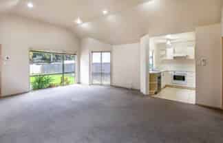 2/191 Riddell Road, Glendowie