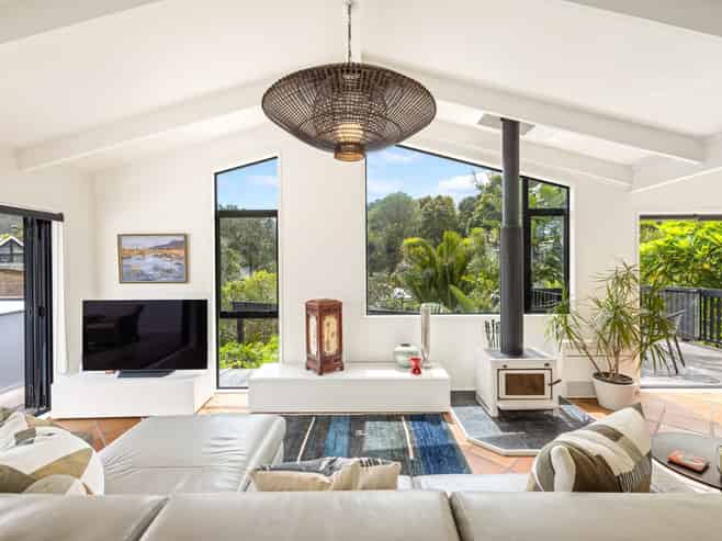 21 Grand View Road, Leigh