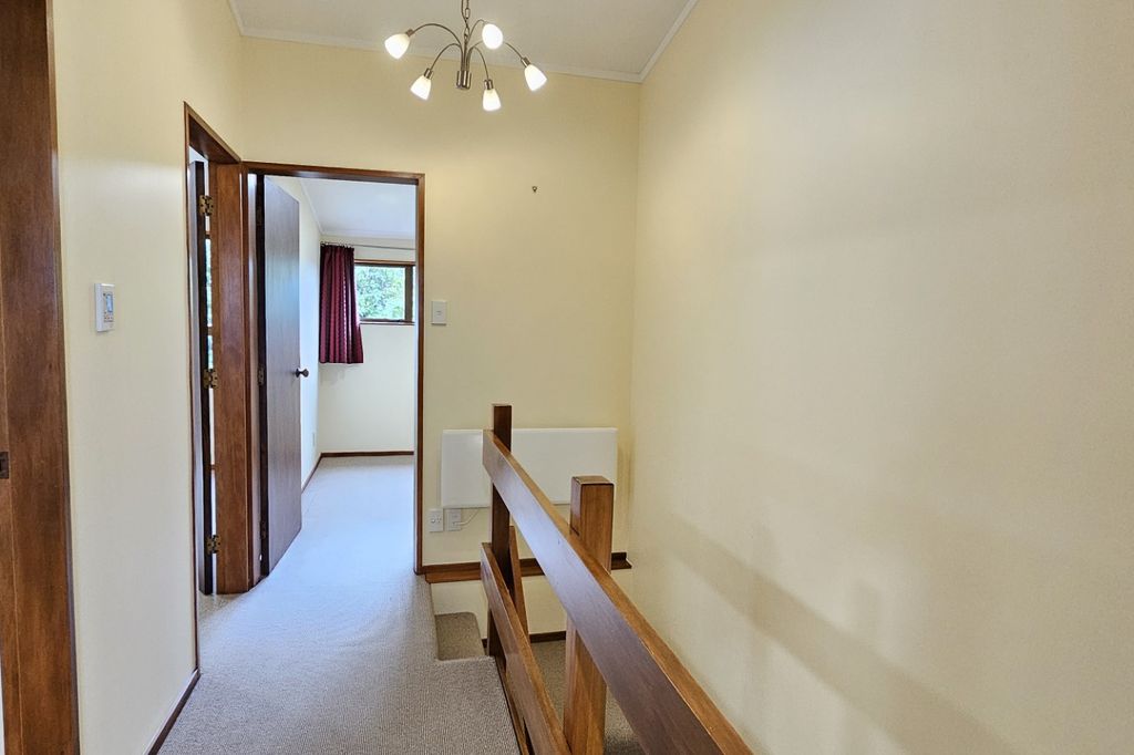 Comfortable Two-Storey Townhouse in Central Johnsonville 5