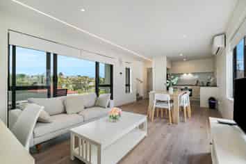 3/49 Northboro Road, Belmont