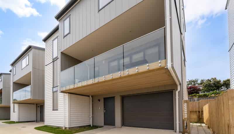 3/49 Northboro Road, Belmont