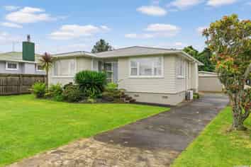 6 Woodford Avenue, Henderson