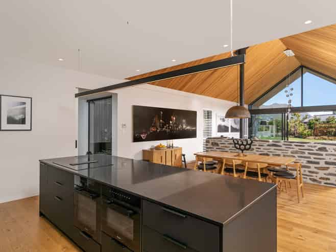 7 Mountain View Drive, Wanaka