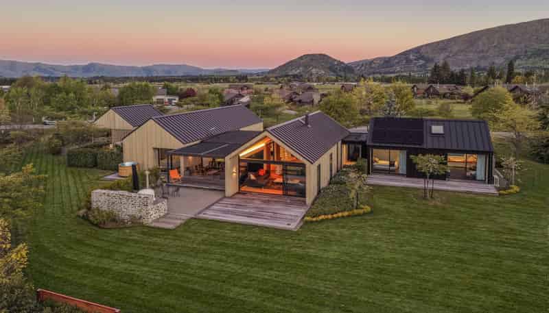 7 Mountain View Drive, Wanaka