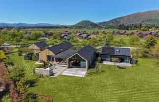 7 Mountain View Drive, Wanaka