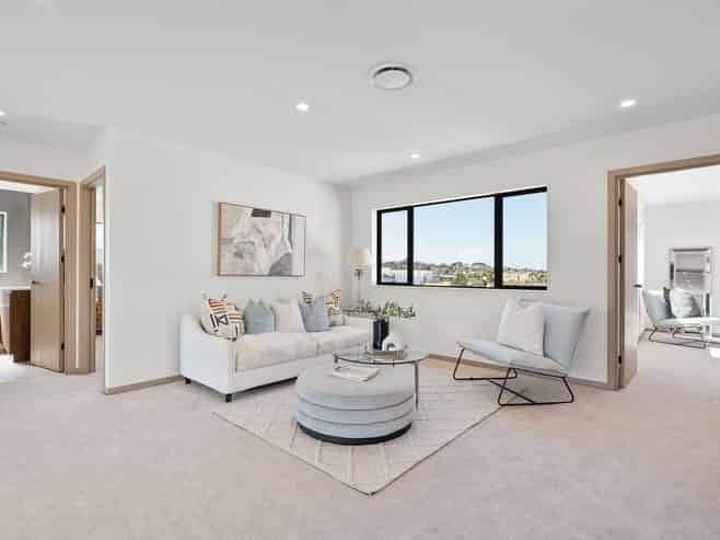 880A  East Coast Road, Browns Bay