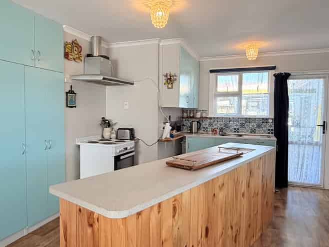11 Weaver Street, Oamaru