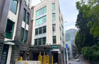 AFFORDABLE OFFICE IN CHANCERY SQUARE
